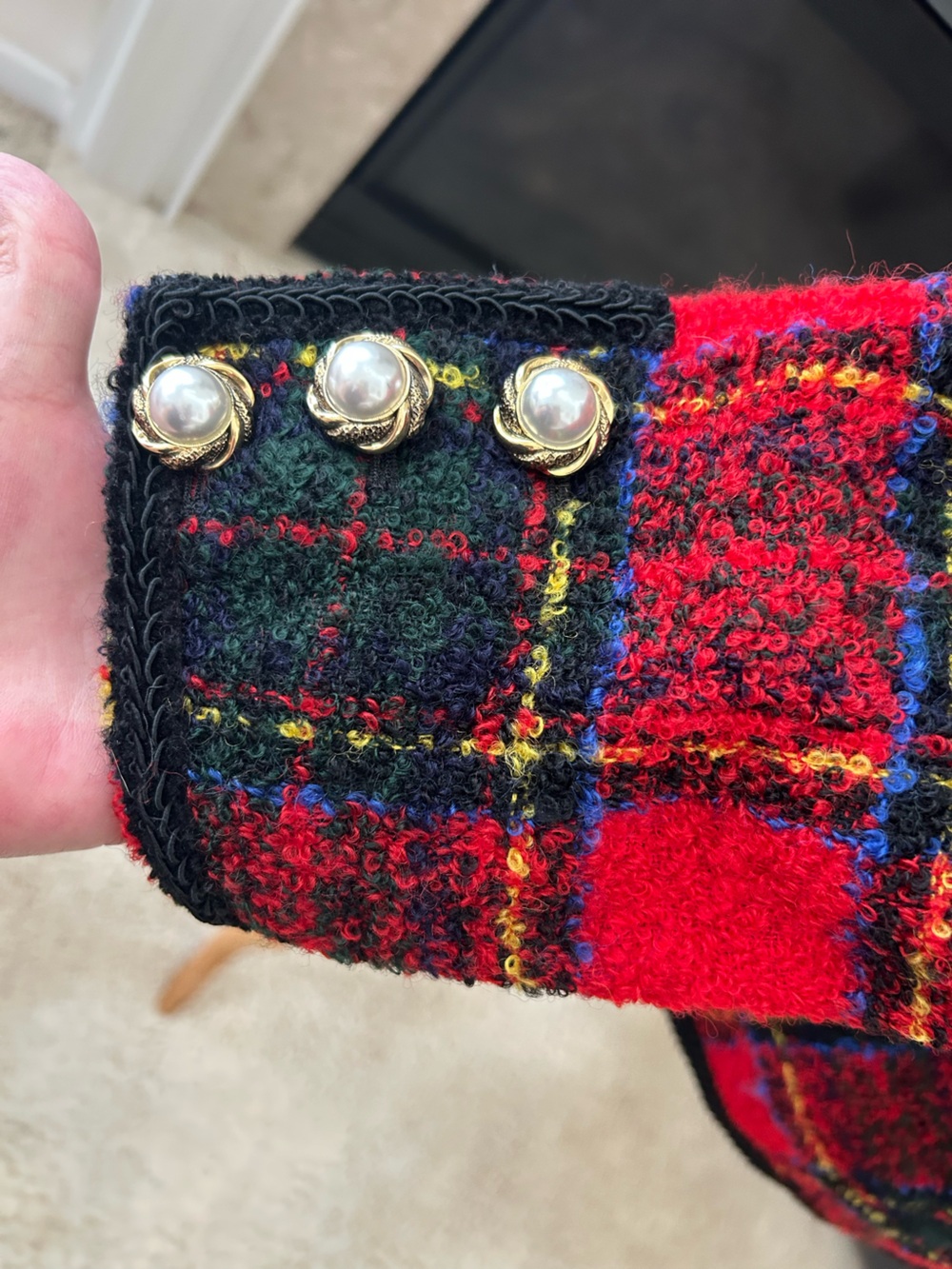 Saks Fifth Avenue - Channel Style Red and Black Plaid Tweed Vintage/Rare Jacket - Picture 6 of 12